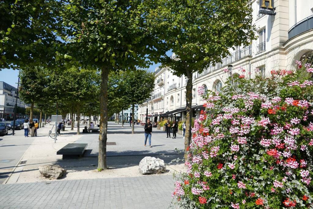 Disneyland Paris 70M² Face Parc, Place Ariane Serris Exterior photo